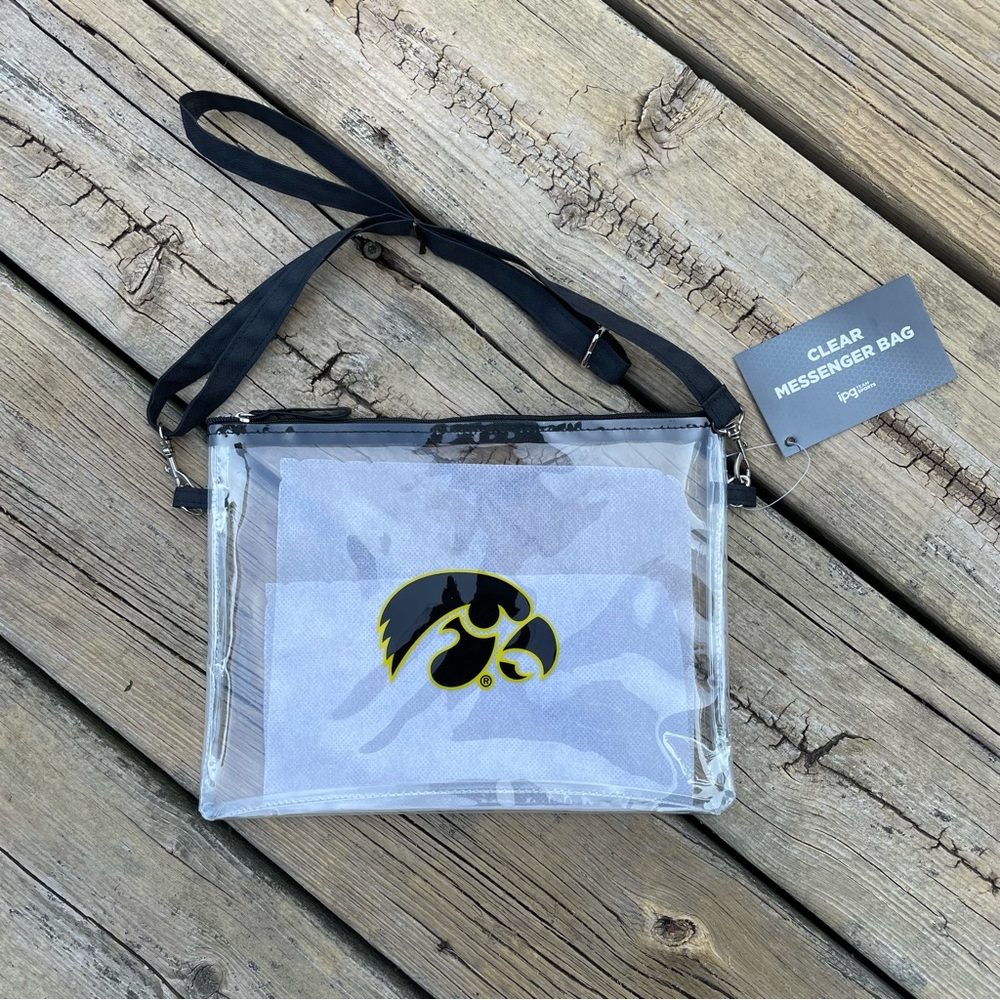 🌻 NWT University of Iowa Hawkeyes Clear Adjustable Messenger Bag w/ Zipper 🌻